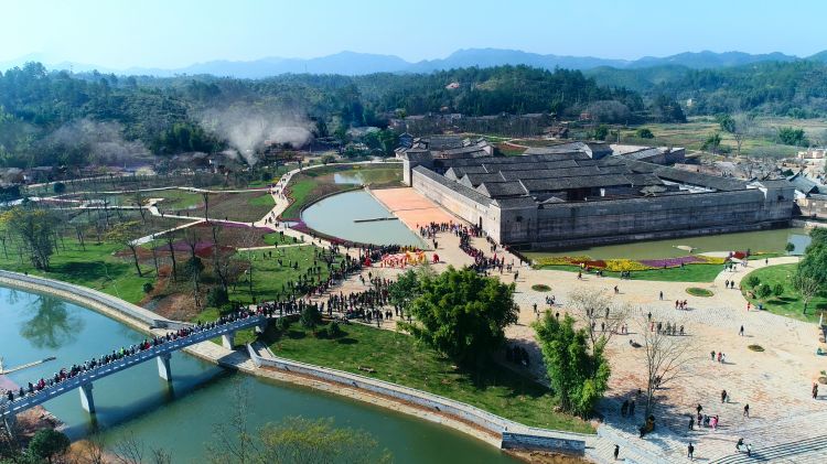 龙南市关西围景区